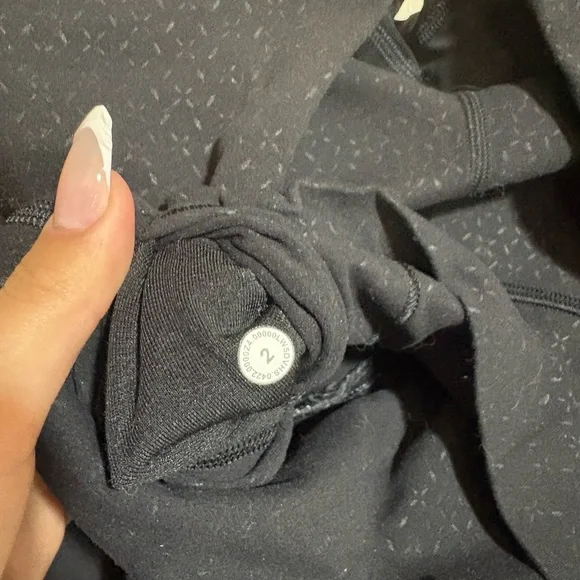 lululemon athletica Black Align patterned Leggings - Picture 3 of 3
